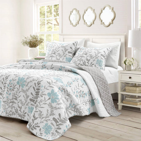 Full/Queen Blue Grey Floral Lightweight Thin Polyester Fabric 3-Piece Quilt Set