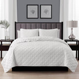 Full/Queen 3-Piece White Polyester Microfiber Diamond Quilted Quilt Set