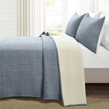 Full/Queen Size 3-Piece Reversible Woven Cotton Quilt Set in Navy Cream